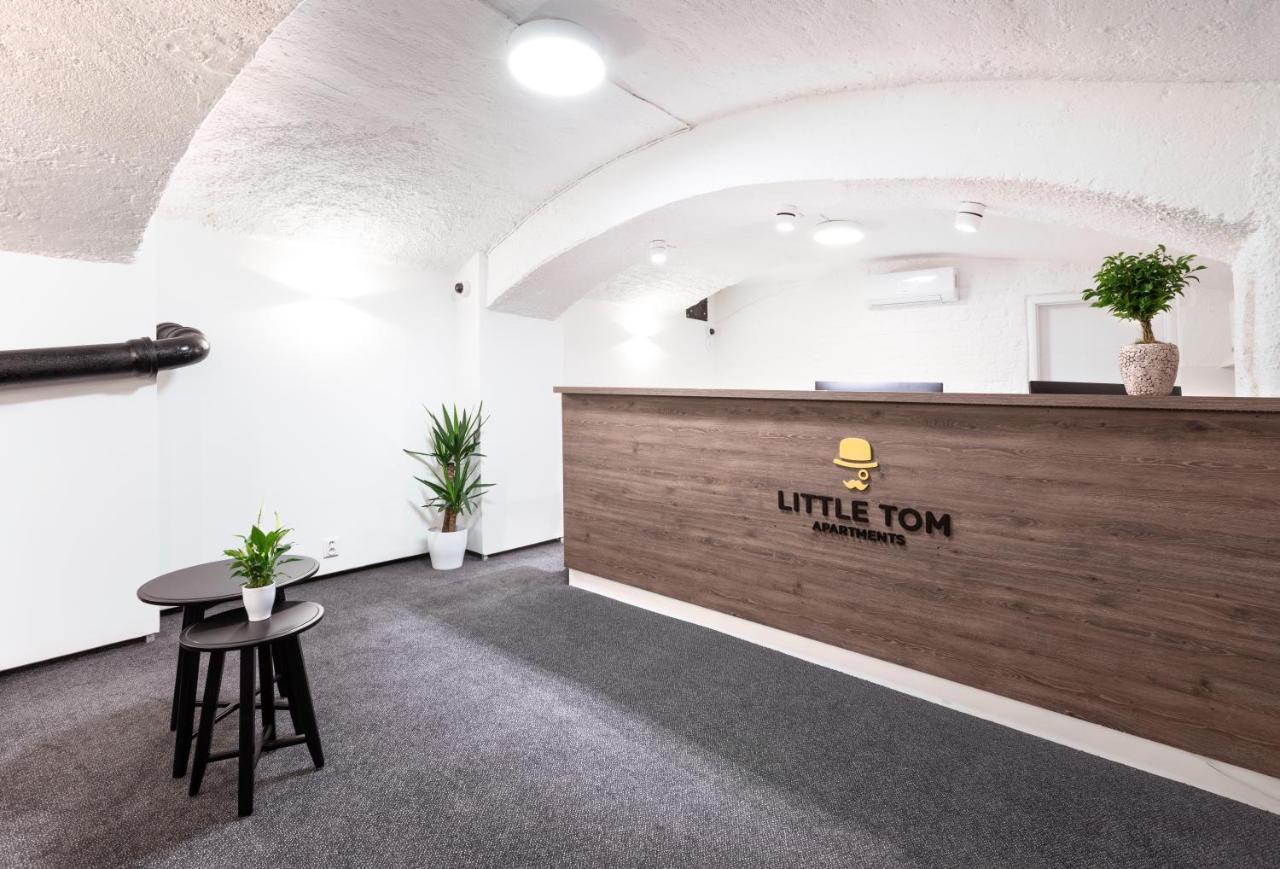 Little Tom Apartments Prag Exterior foto